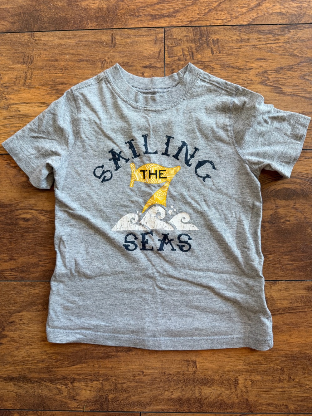 Old Navy Gray Tee with Navy Sailing Graphic and Yellow Flag